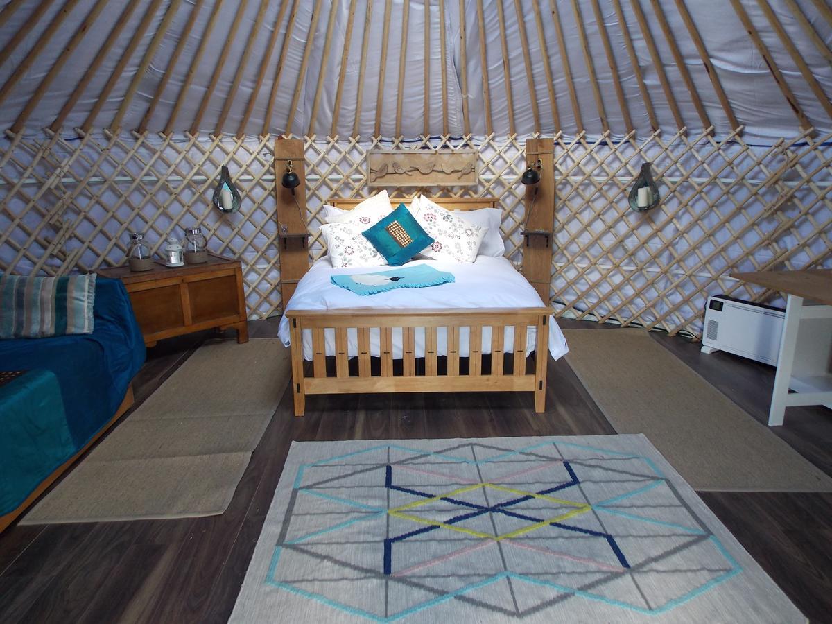 Glamping On The Hill Hotel Mells Ngoại thất bức ảnh